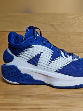 New Balance Two WXY V5 Blue WHITE MENS Basketball Shoe SIZE 8.5 Wide 3E BB2WYTBS